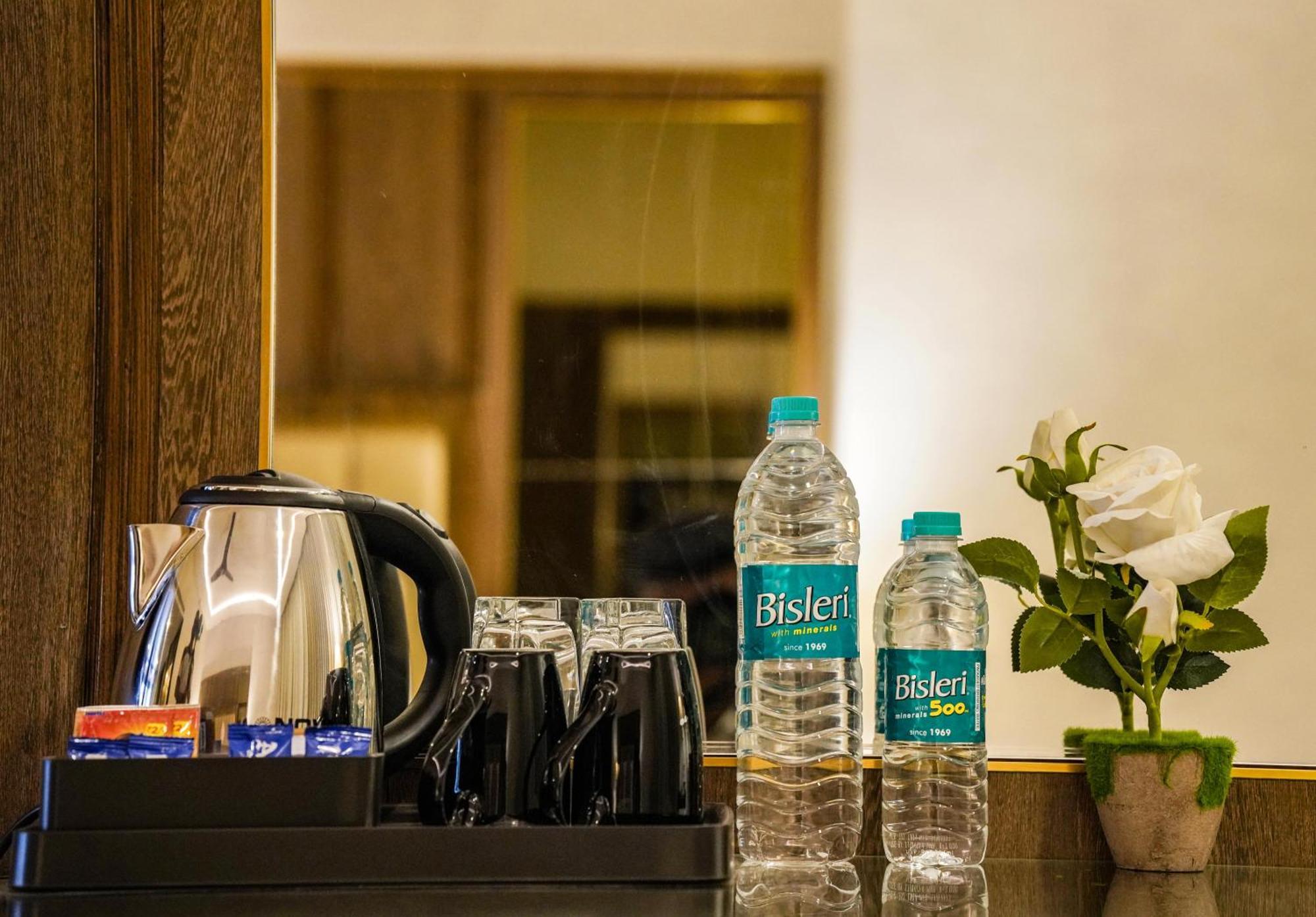 Uva Manish Hotel Kundapur Eksteriør billede