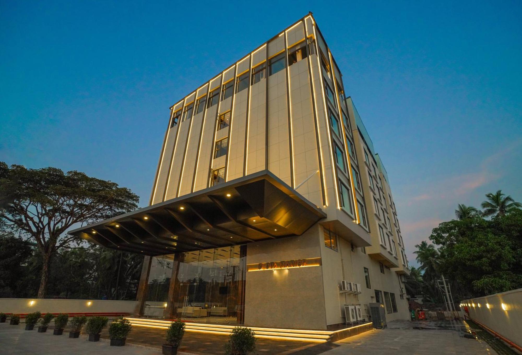 Uva Manish Hotel Kundapur Eksteriør billede