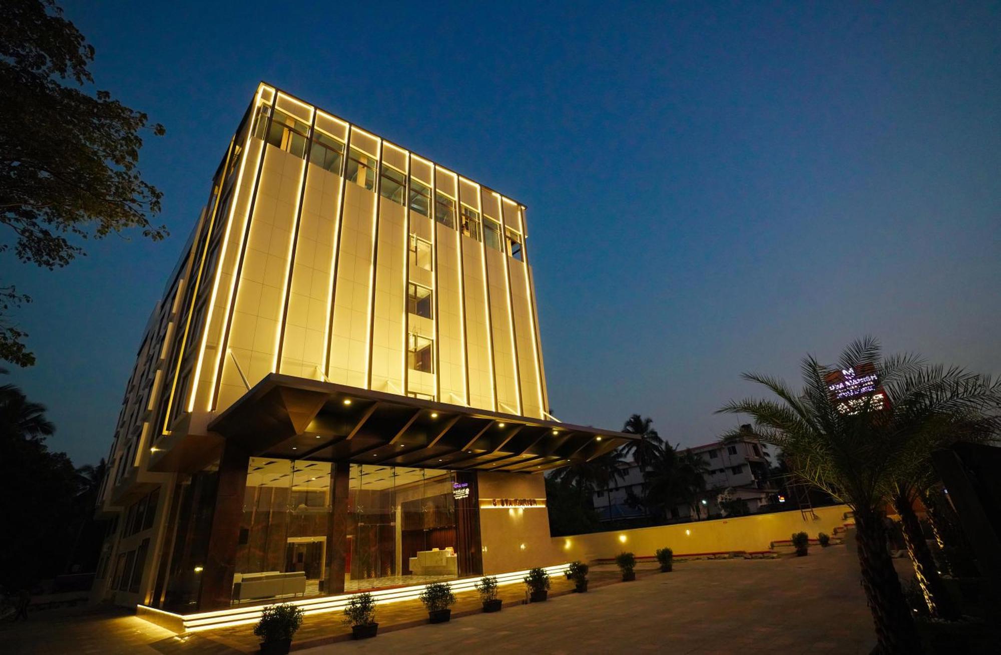 Uva Manish Hotel Kundapur Eksteriør billede